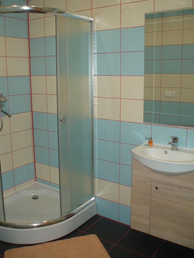 Centra House Hotell Rēzekne Exteriör bild